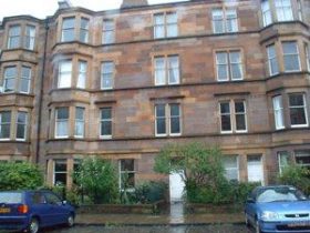 4 bedroom Flat to rent